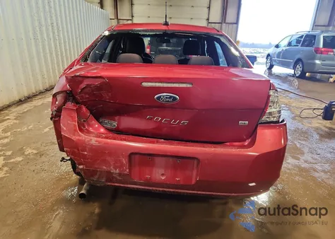 2010 Ford Focus Se z USA, uszkodzony, nr VIN 1FAHP3FN0AW227051